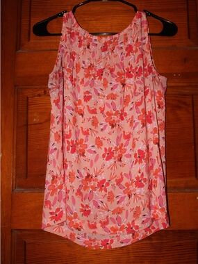 LOFT Pink Floral Pleated Top